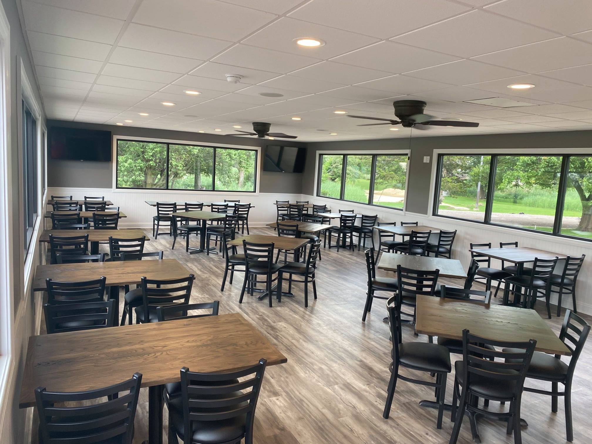 tables with full view of the golf course